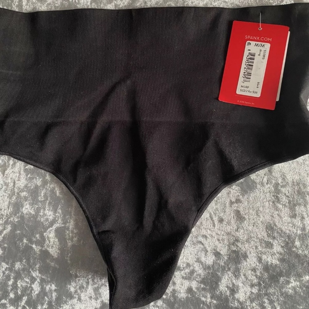 Spanx thong size Medium brand new with tags